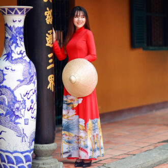 ao dai do hoa sen